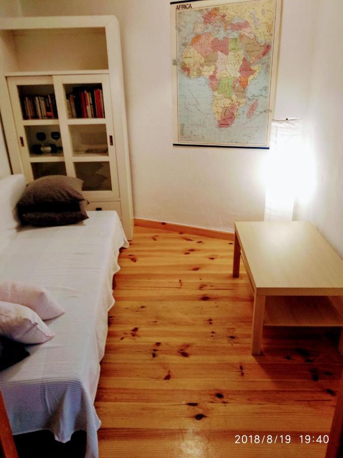 Valencian Dreams Of The Proletariat Apartment ภายนอก รูปภาพ