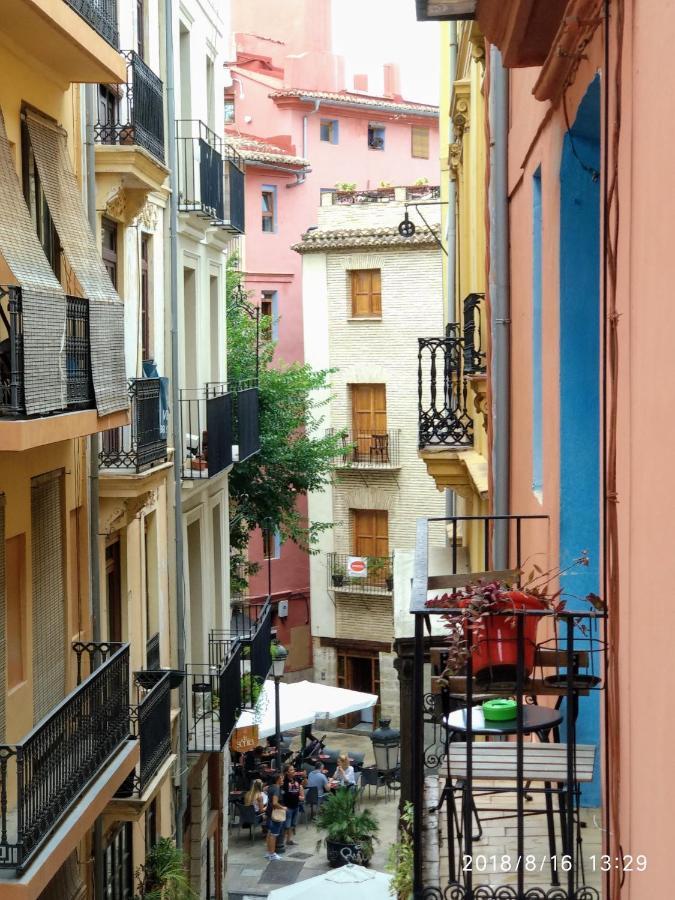 Valencian Dreams Of The Proletariat Apartment ภายนอก รูปภาพ